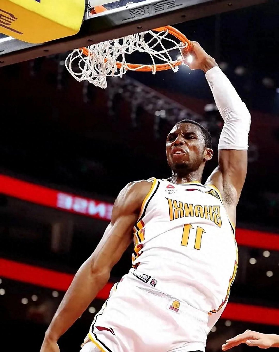 包含里程碑夜新奥尔良鹈鹕复出首秀，CBA季后赛赛后刷纪录，引发热议，细节决定成败的词条